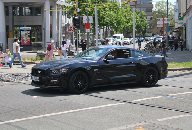 Ford Mustang GT 2015