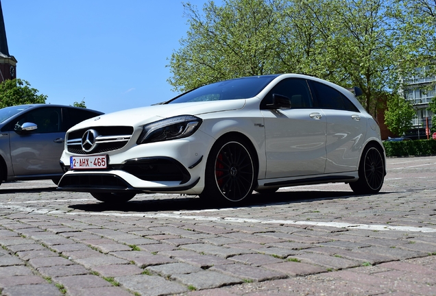 Mercedes-AMG A 45 W176 2015