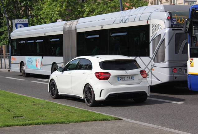 Mercedes-AMG A 45 W176 2015