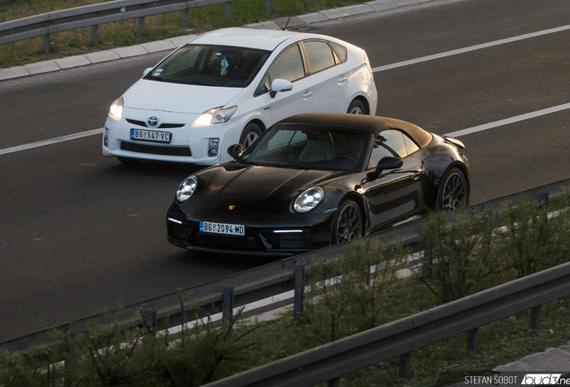 Porsche 992 Carrera 4S Cabriolet