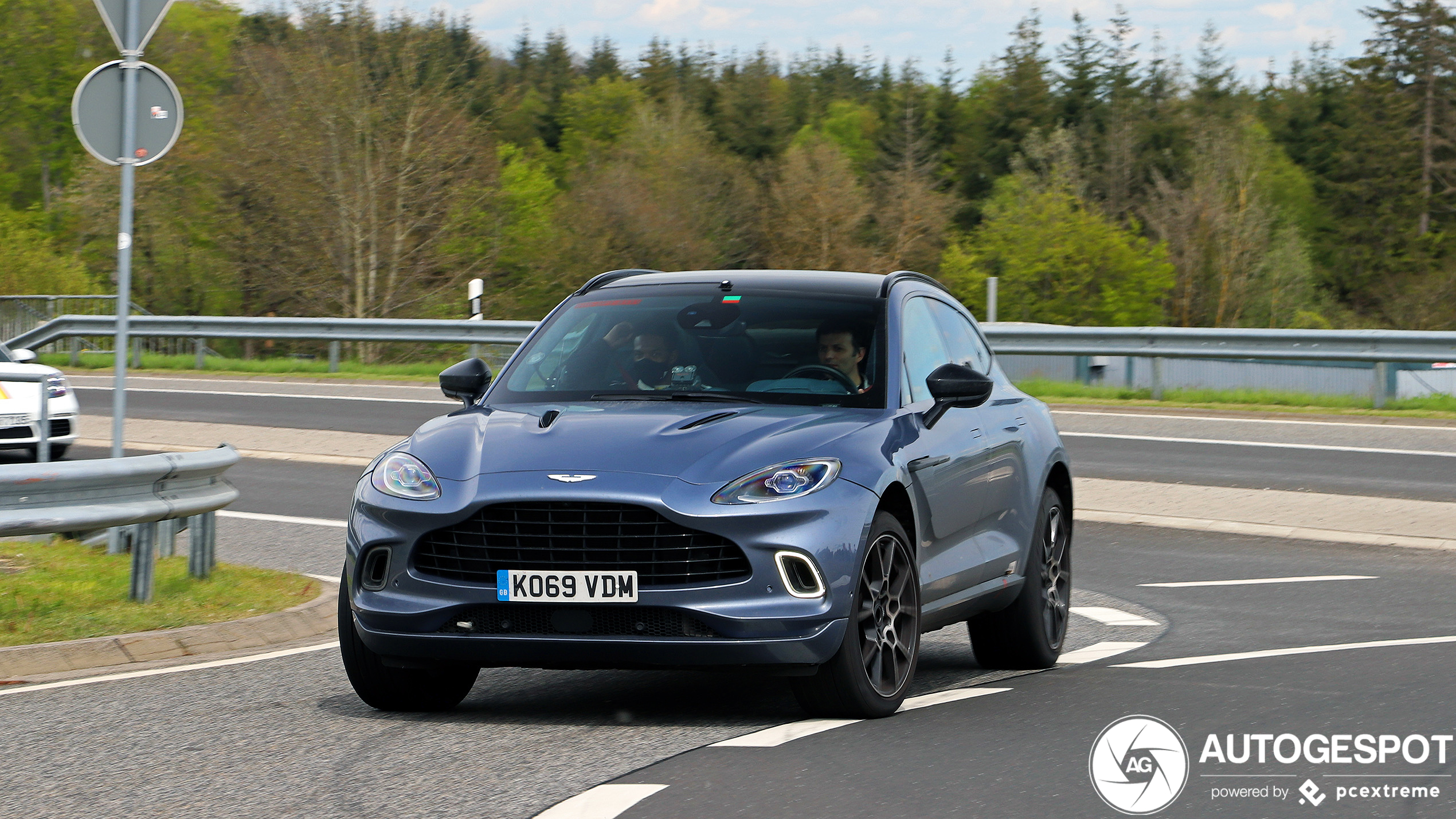 Aston Martin DBX