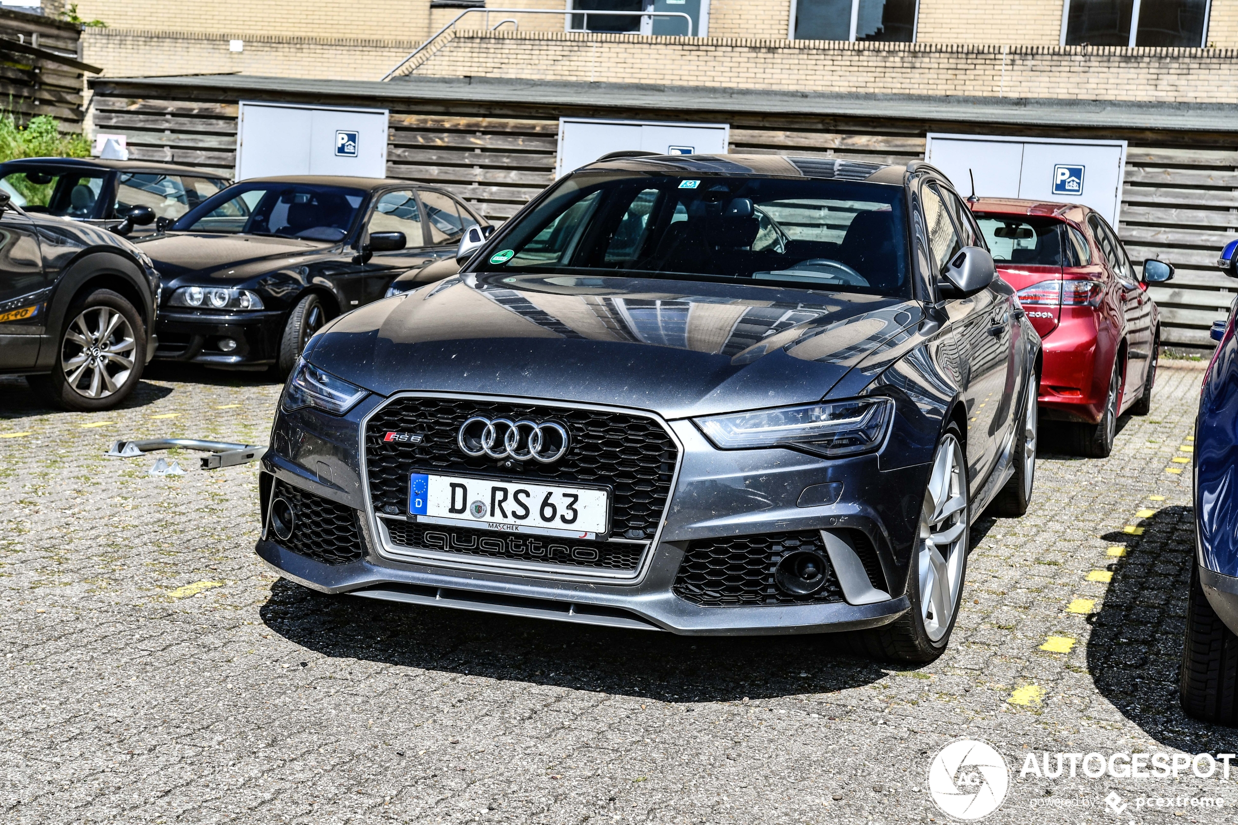 Audi RS6 Avant C7 2015