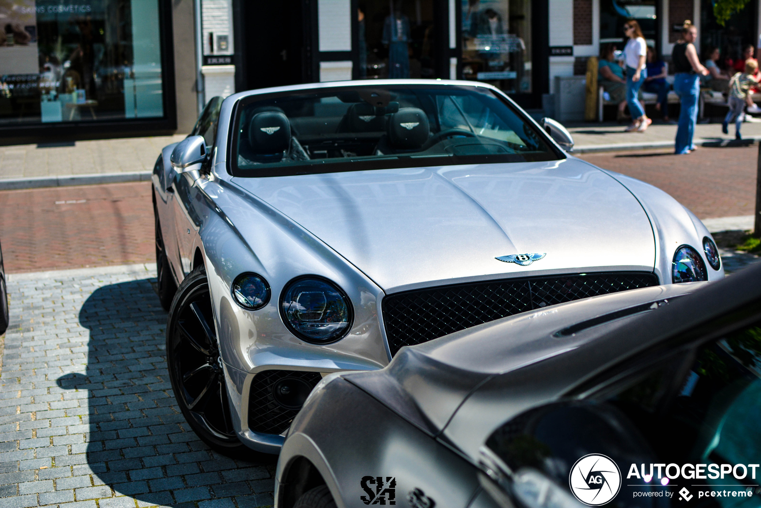 Bentley Continental GTC V8 2020