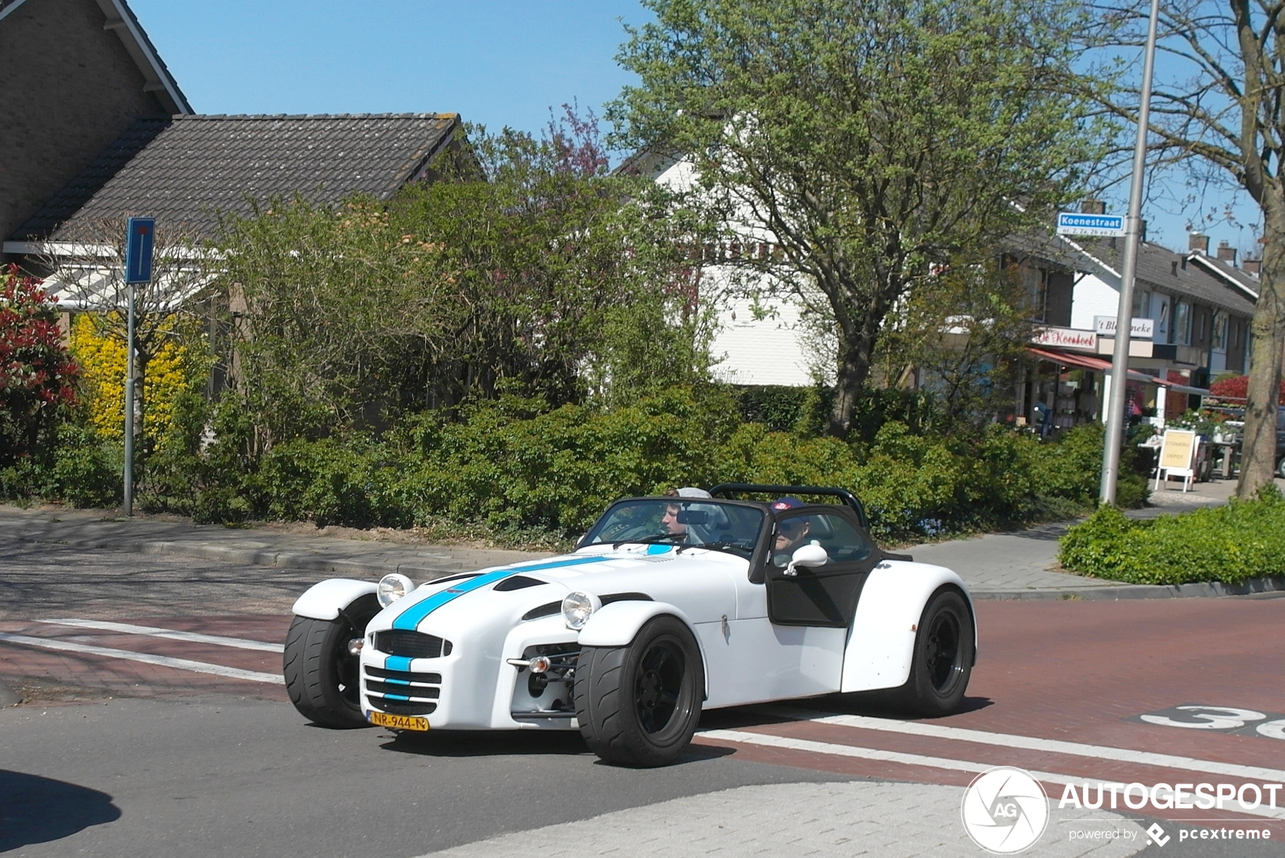 Donkervoort D8 150