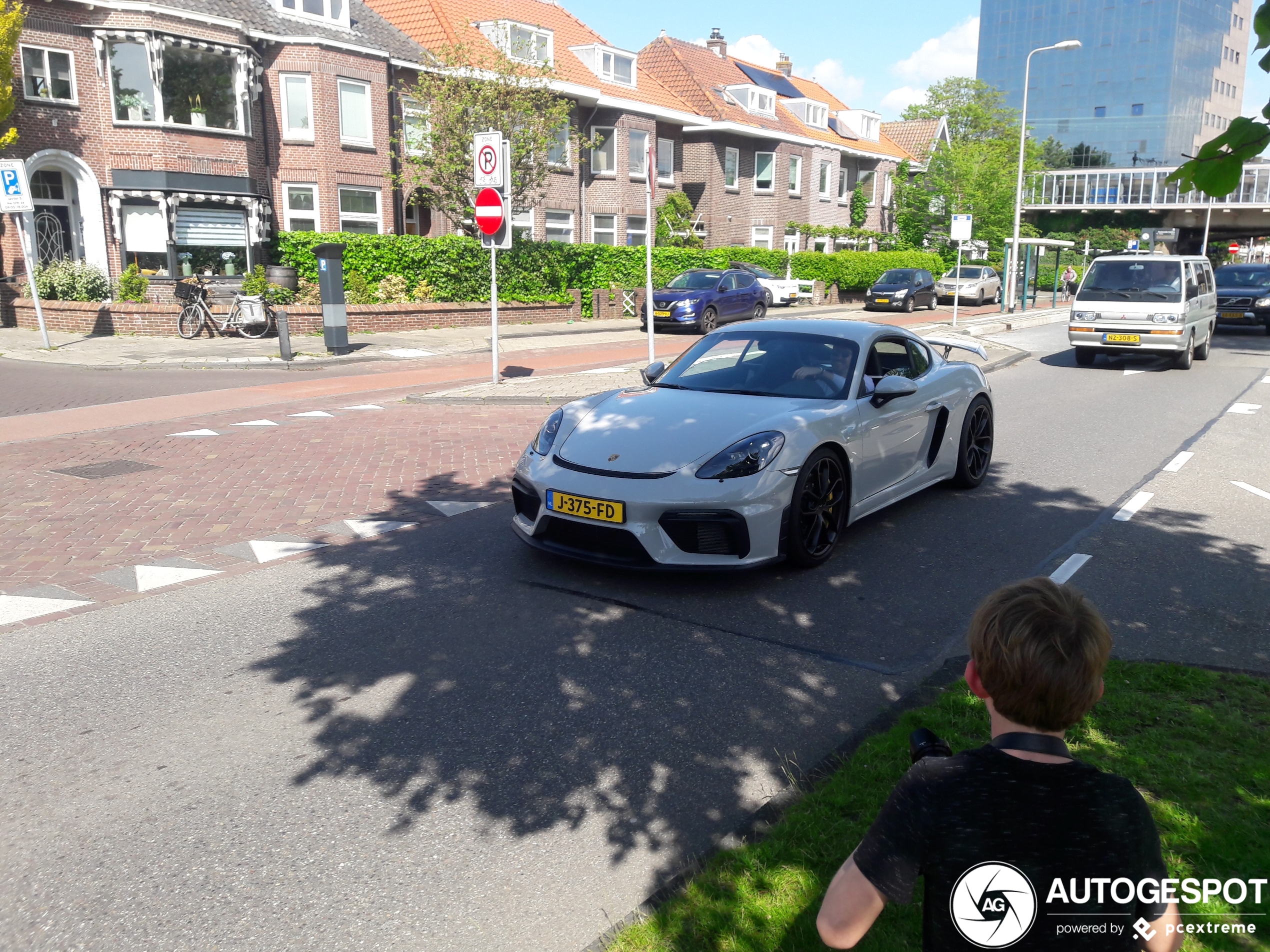 Porsche 718 Cayman GT4