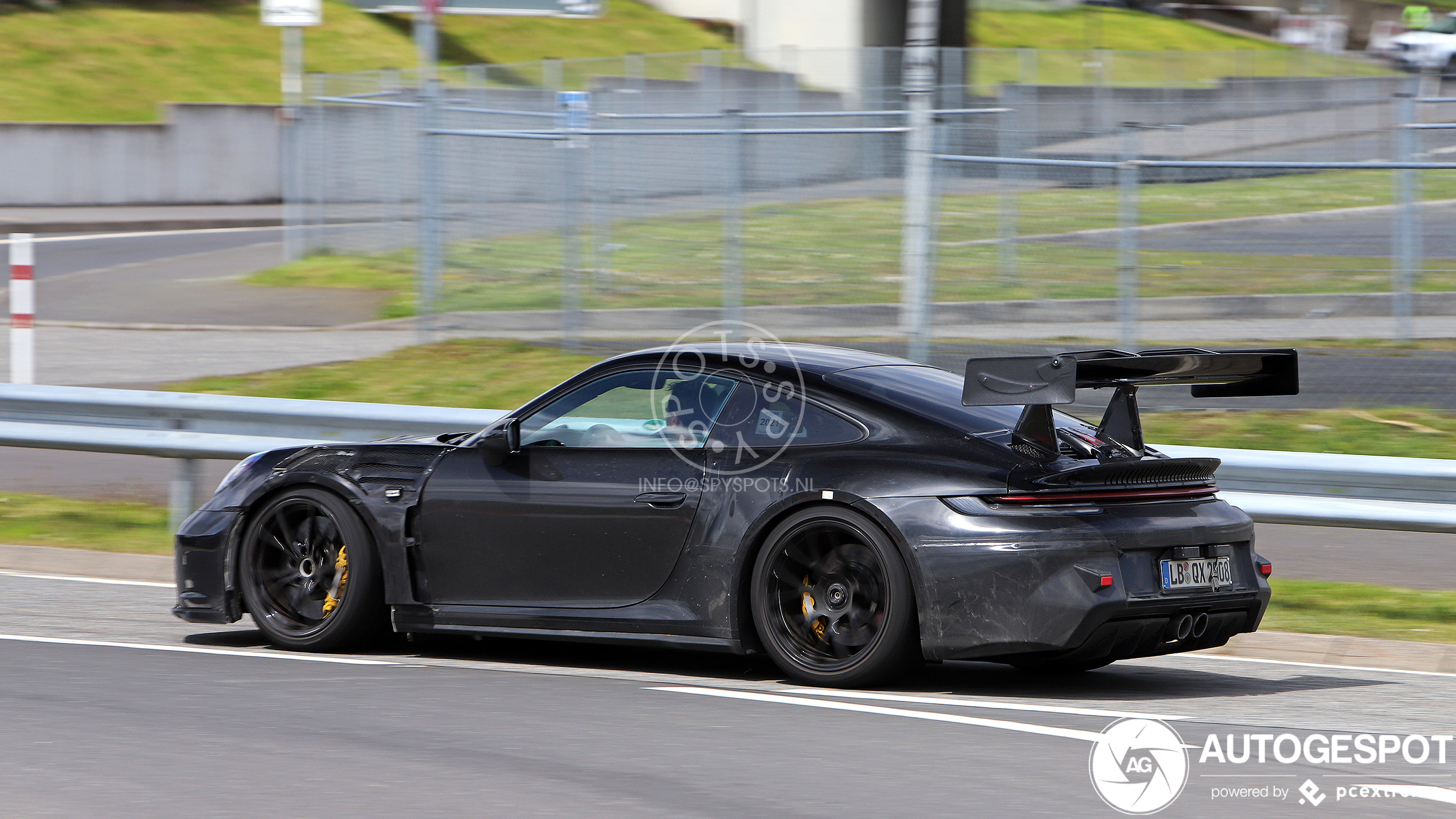 Porsche 992 GT3 RS gaat voor titel grootste vleugel op productie auto