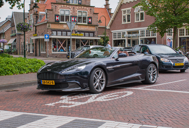 Aston Martin Vanquish S Volante 2017