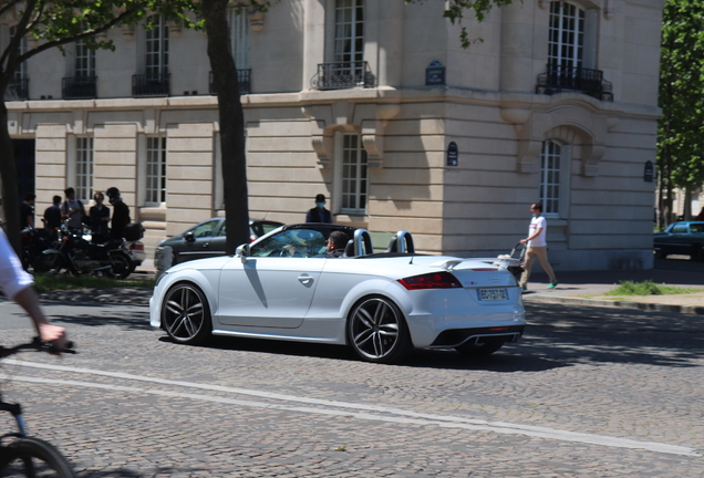 Audi TT-RS Roadster