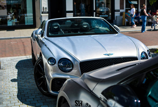 Bentley Continental GTC V8 2020