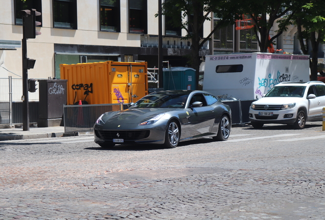 Ferrari GTC4Lusso