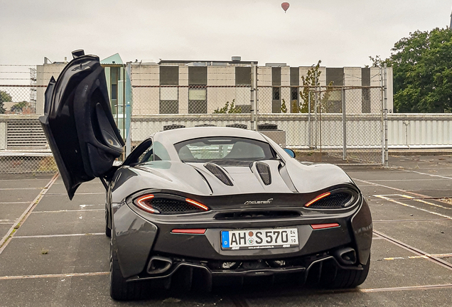 McLaren 570S