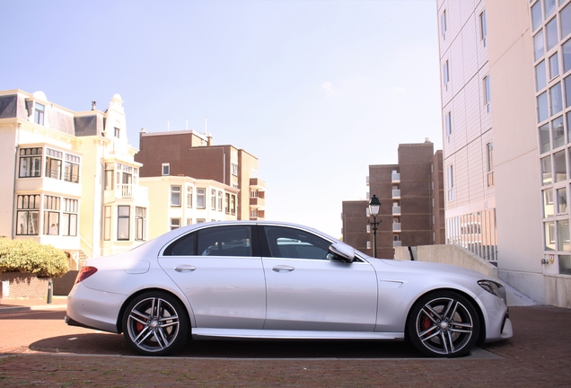 Mercedes-AMG E 63 S W213