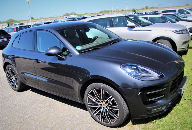 Porsche 95B Macan Turbo