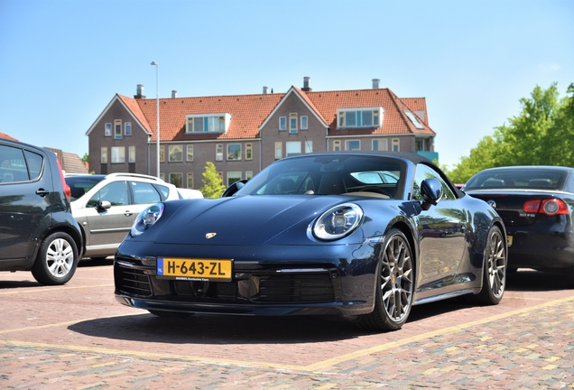 Porsche 992 Carrera 4S Cabriolet