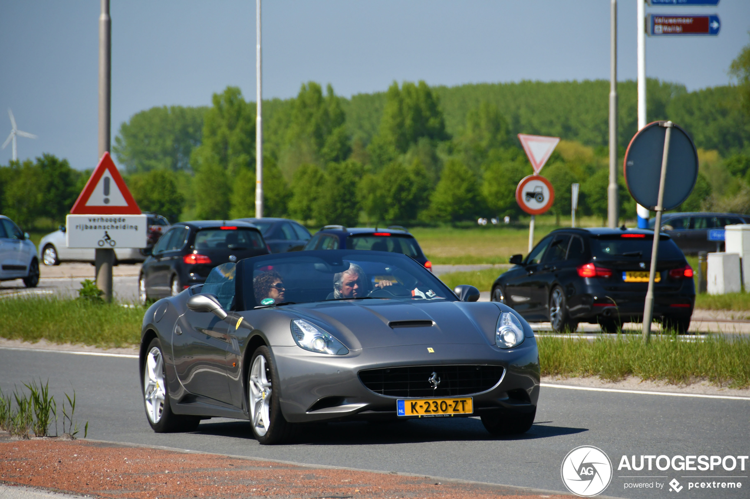 Ferrari California