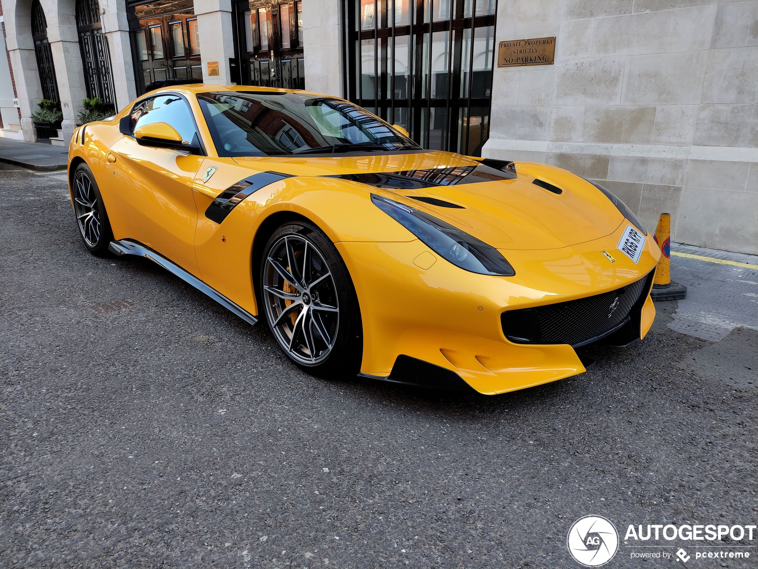 Ferrari F12tdf