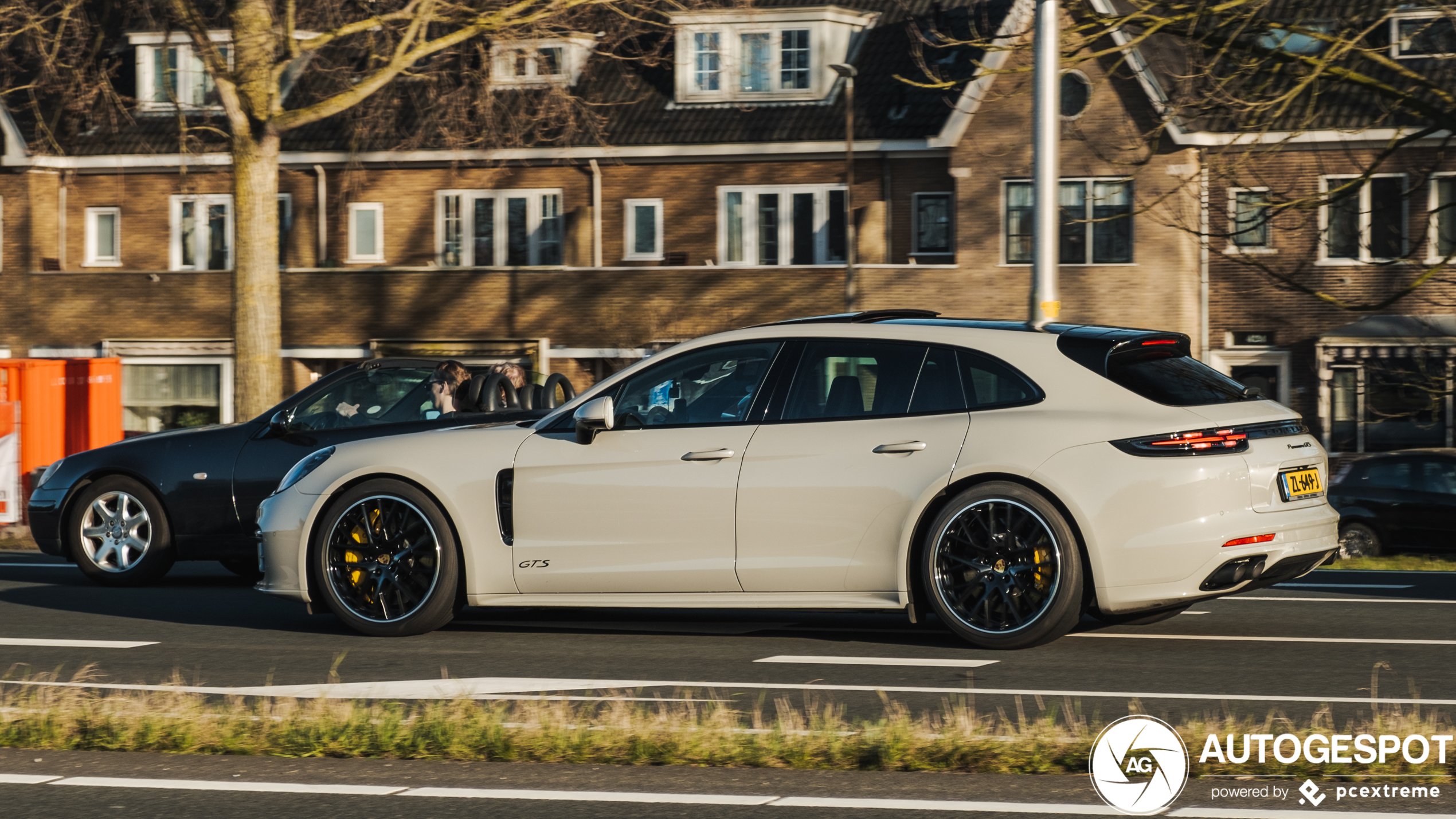 Porsche 971 Panamera GTS Sport Turismo