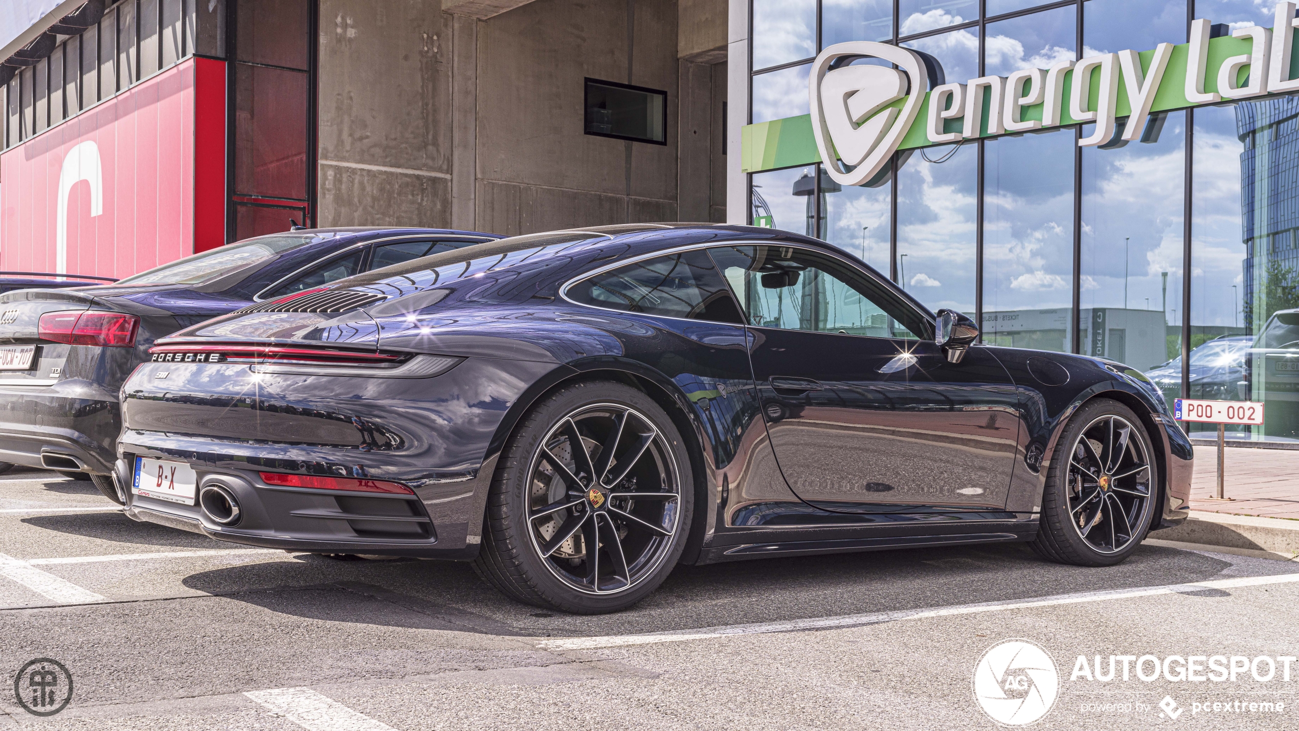 Porsche 992 Carrera 4S Belgian Legend Edition