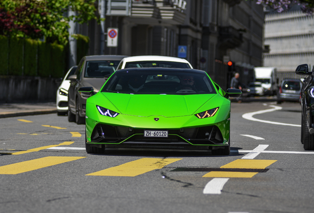 Lamborghini Huracán LP640-4 EVO