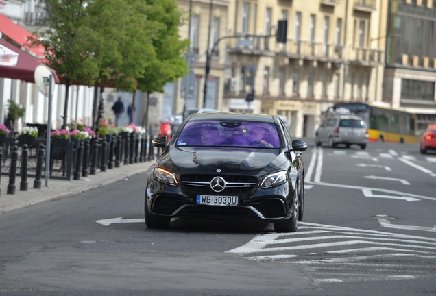 Mercedes-AMG E 63 S W213