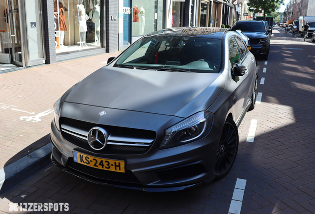 Mercedes-Benz A 45 AMG