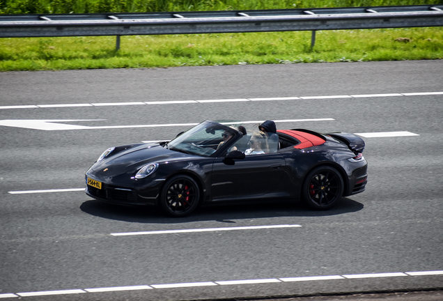 Porsche 992 Carrera S Cabriolet