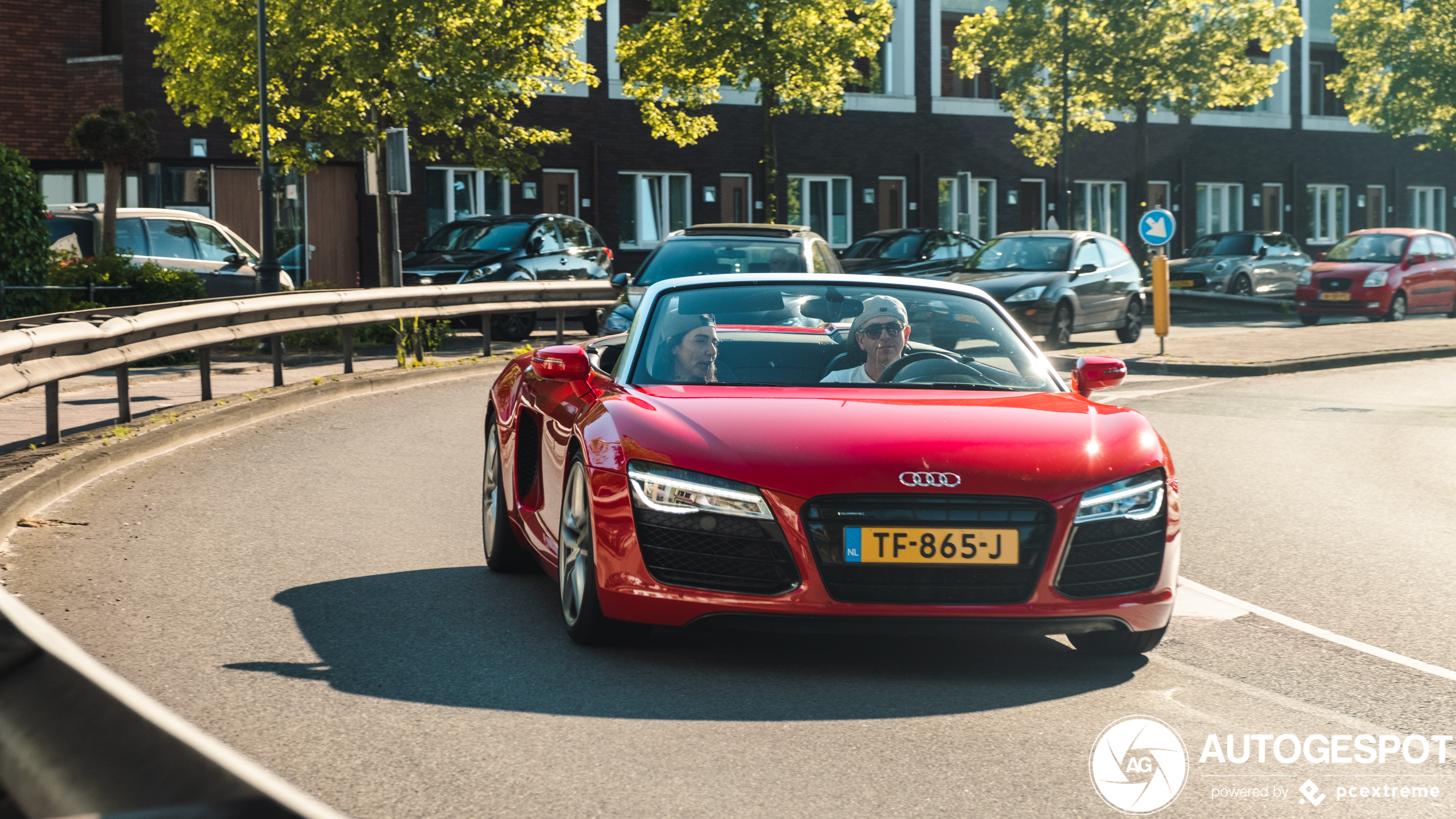 Audi R8 V8 Spyder 2013