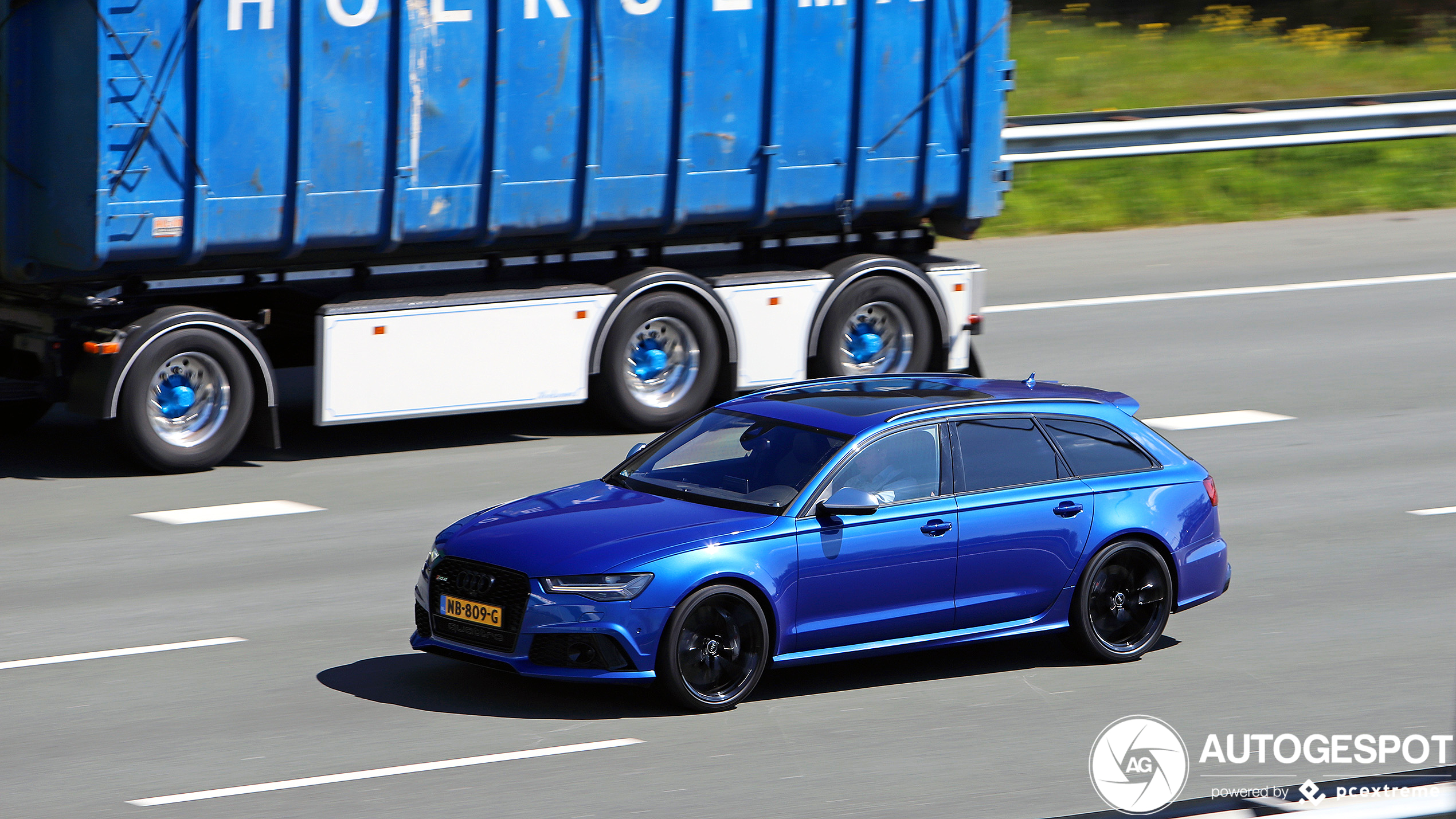 Audi RS6 Avant C7 2015