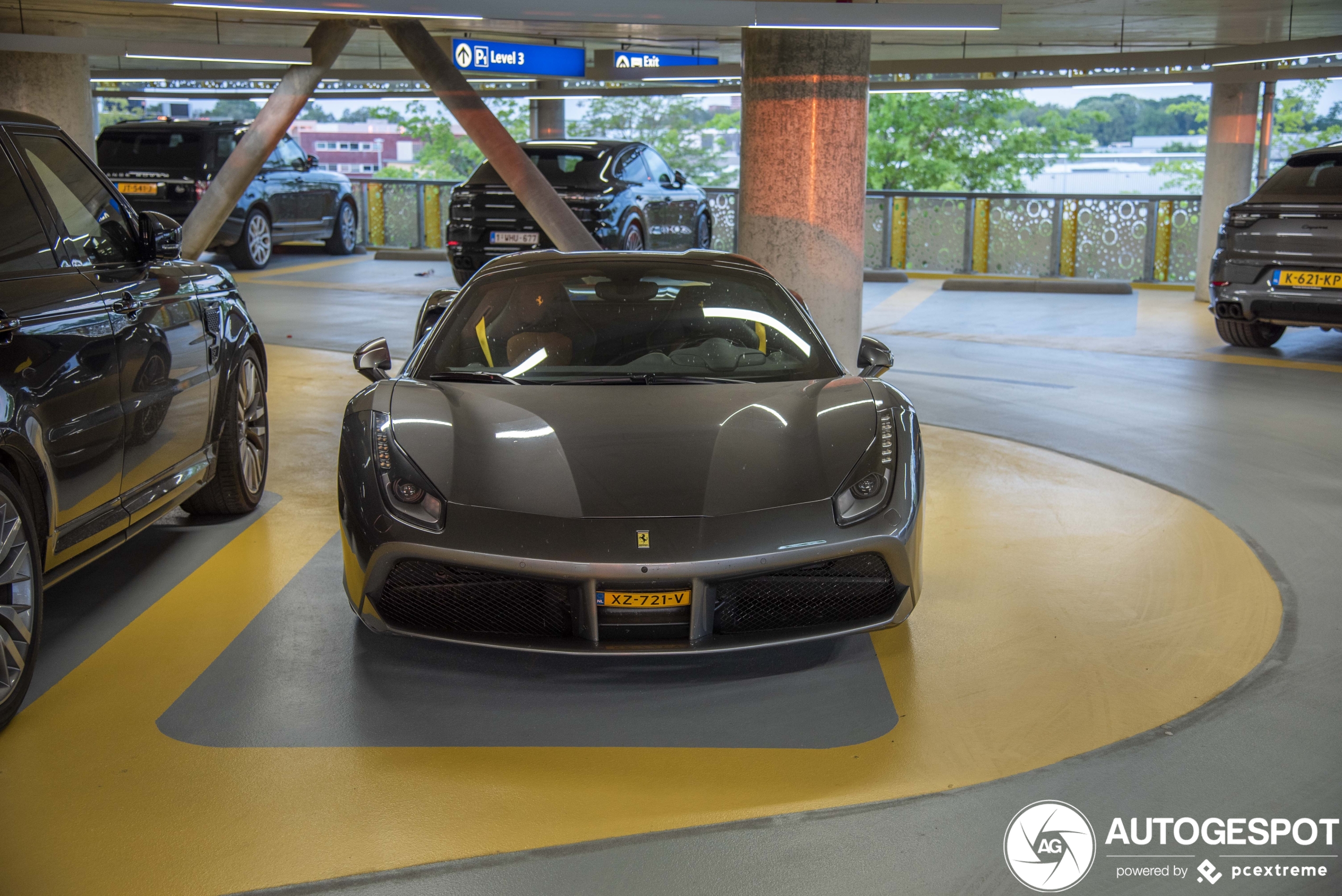 Ferrari 488 Spider