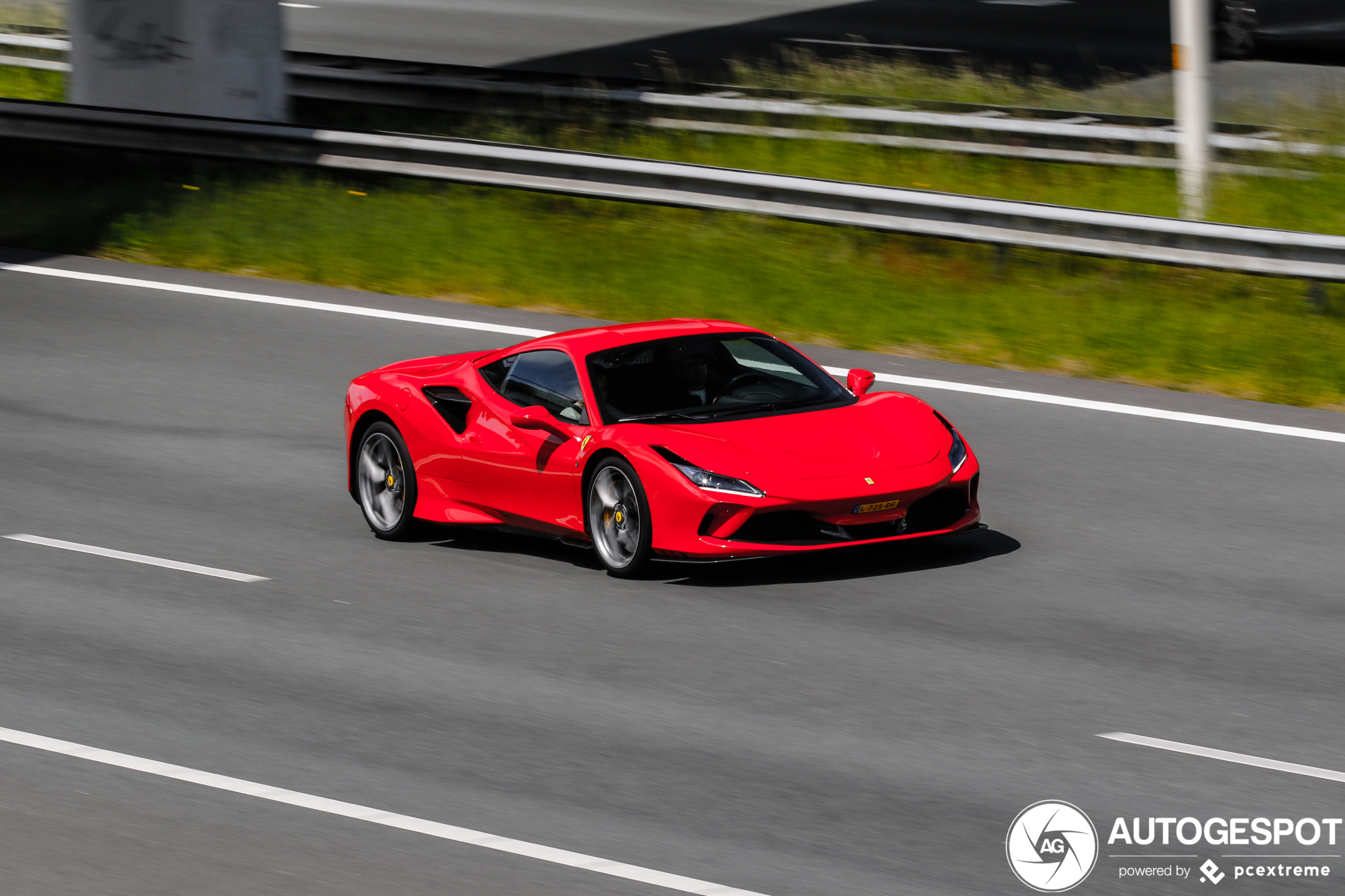 Ferrari F8 Tributo