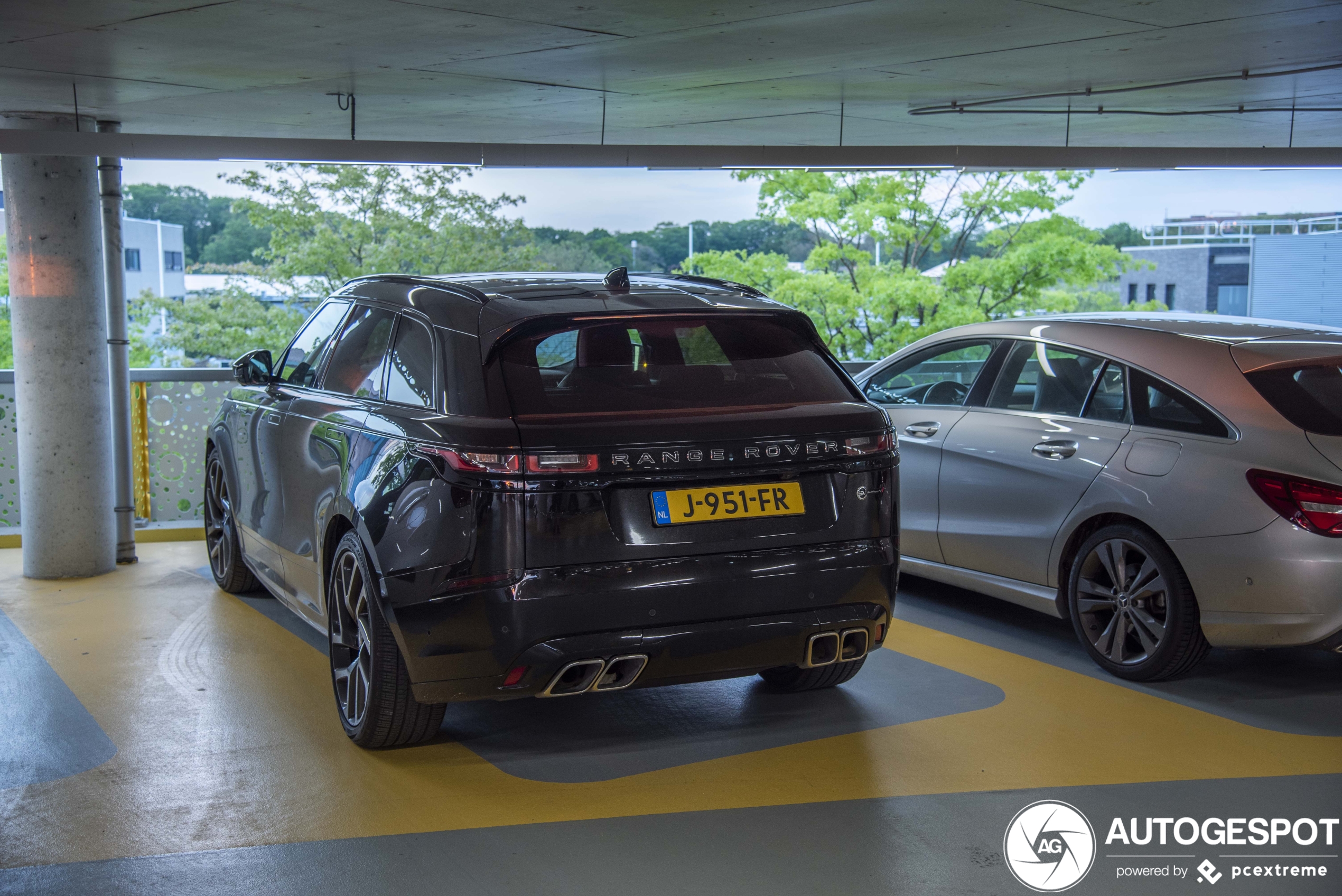 Land Rover Range Rover Velar SVAutobiography