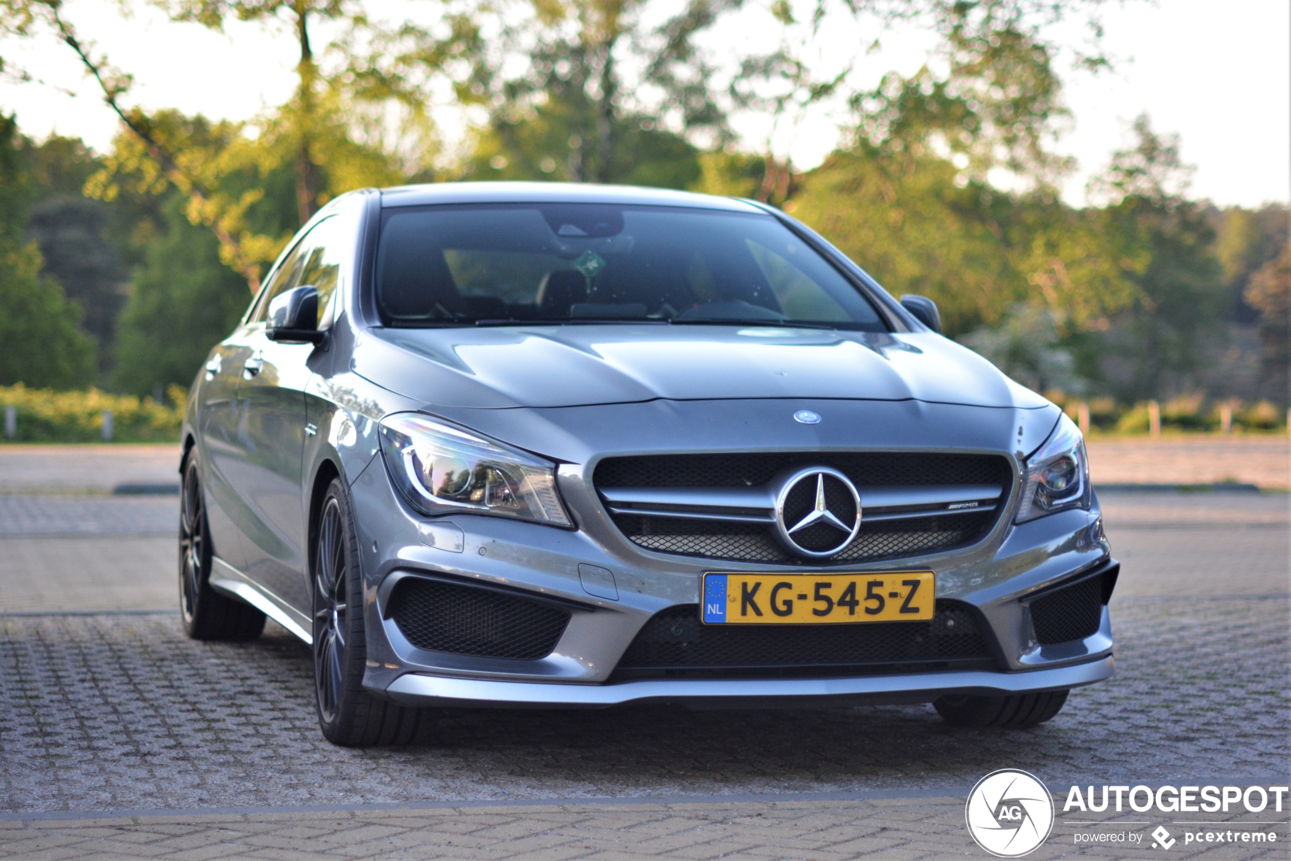 Mercedes-Benz CLA 45 AMG C117