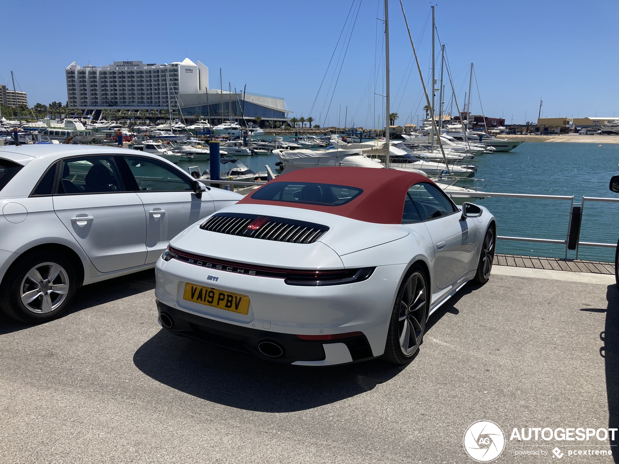 Porsche 992 Carrera 4S Cabriolet