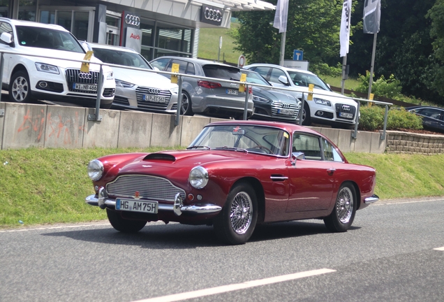 Aston Martin db4