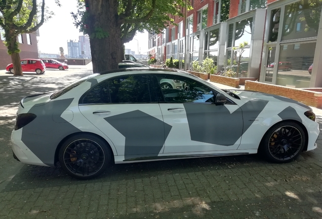 Mercedes-AMG C 63 S W205