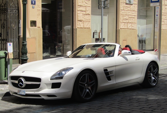 Mercedes-Benz SLS AMG Roadster