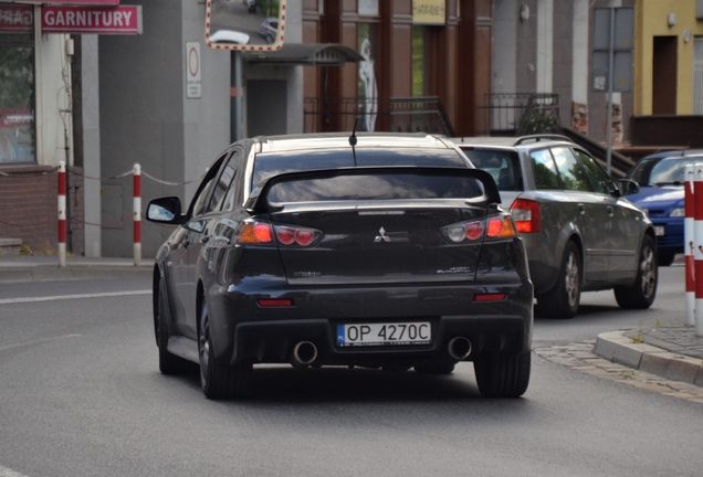 Mitsubishi Lancer Evolution X