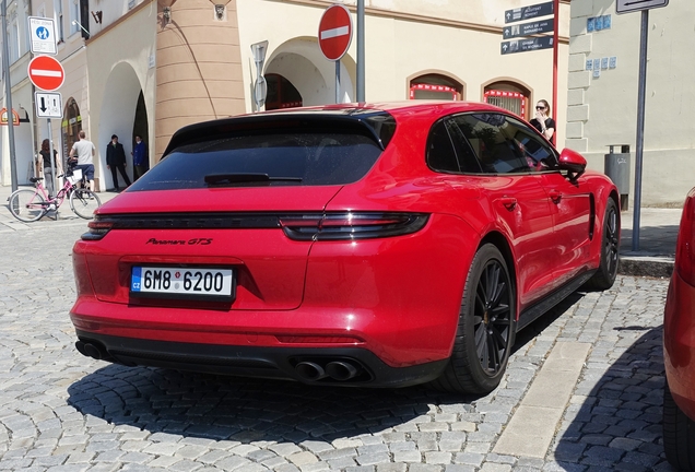 Porsche 971 Panamera GTS Sport Turismo