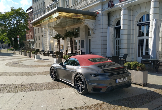 Porsche 992 Turbo S Cabriolet