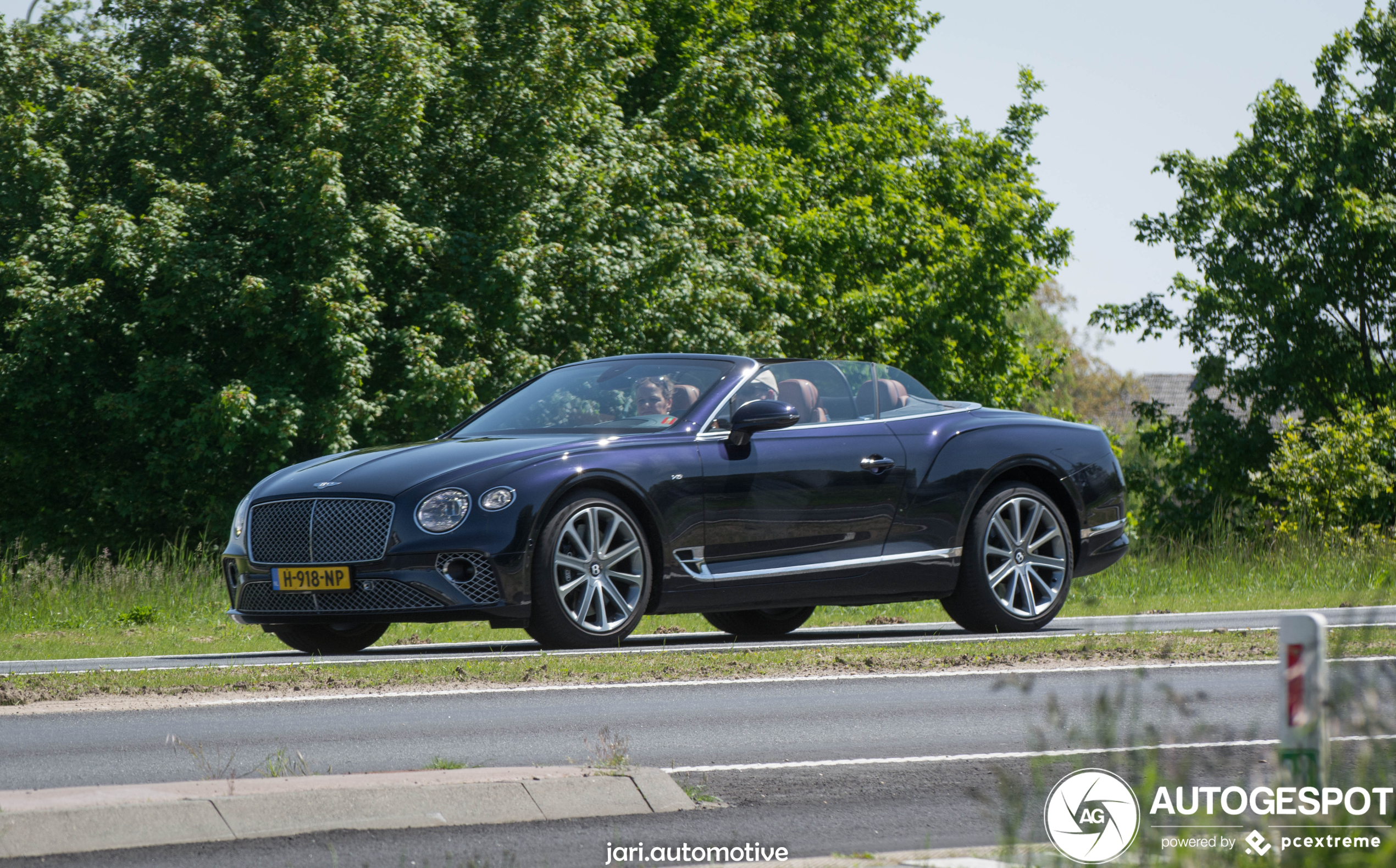 Bentley Continental GTC V8 2020