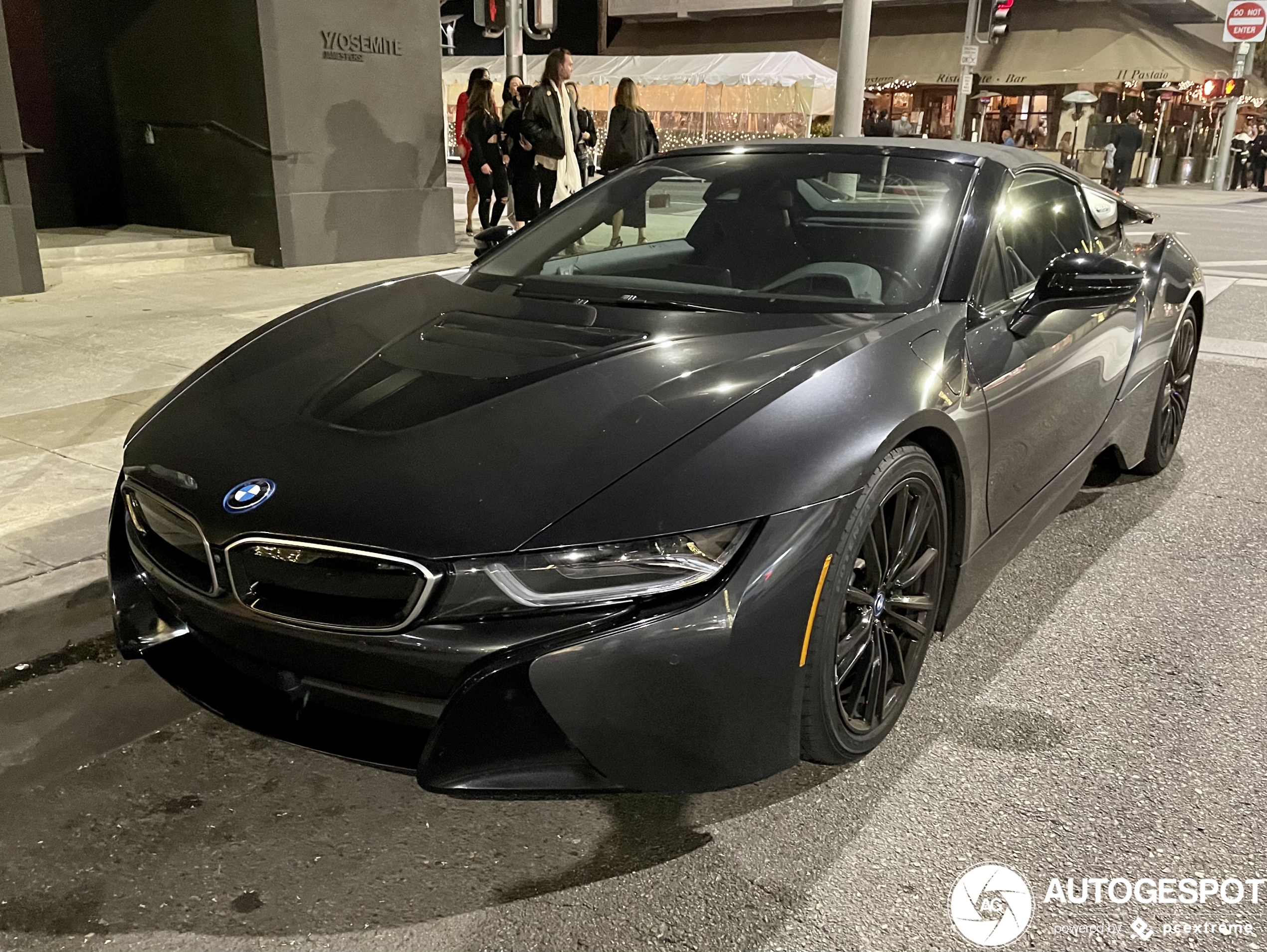 BMW i8 Roadster