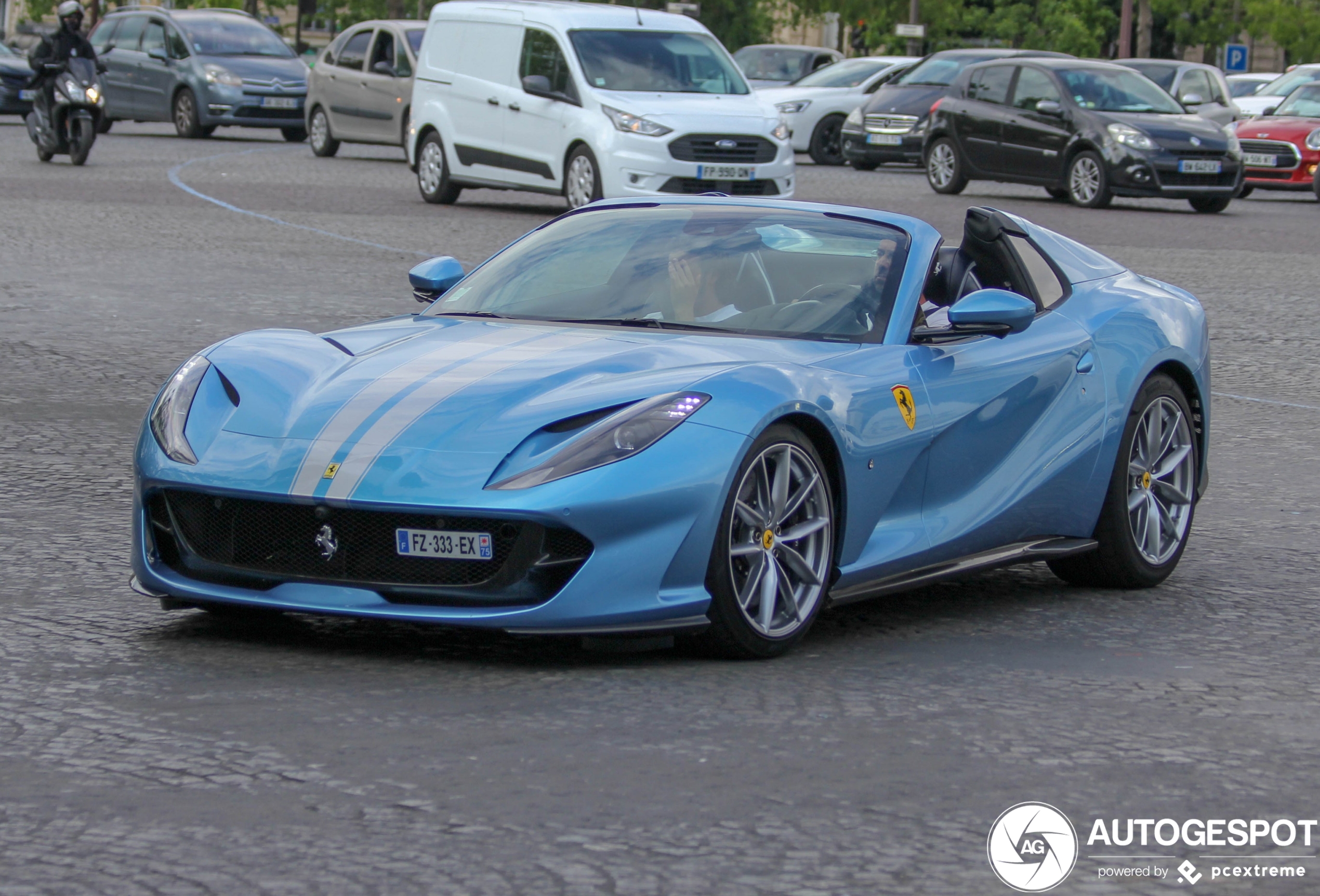 フースーヤ Ferrari 812 GTS - 03 June 2021 - Autogespot