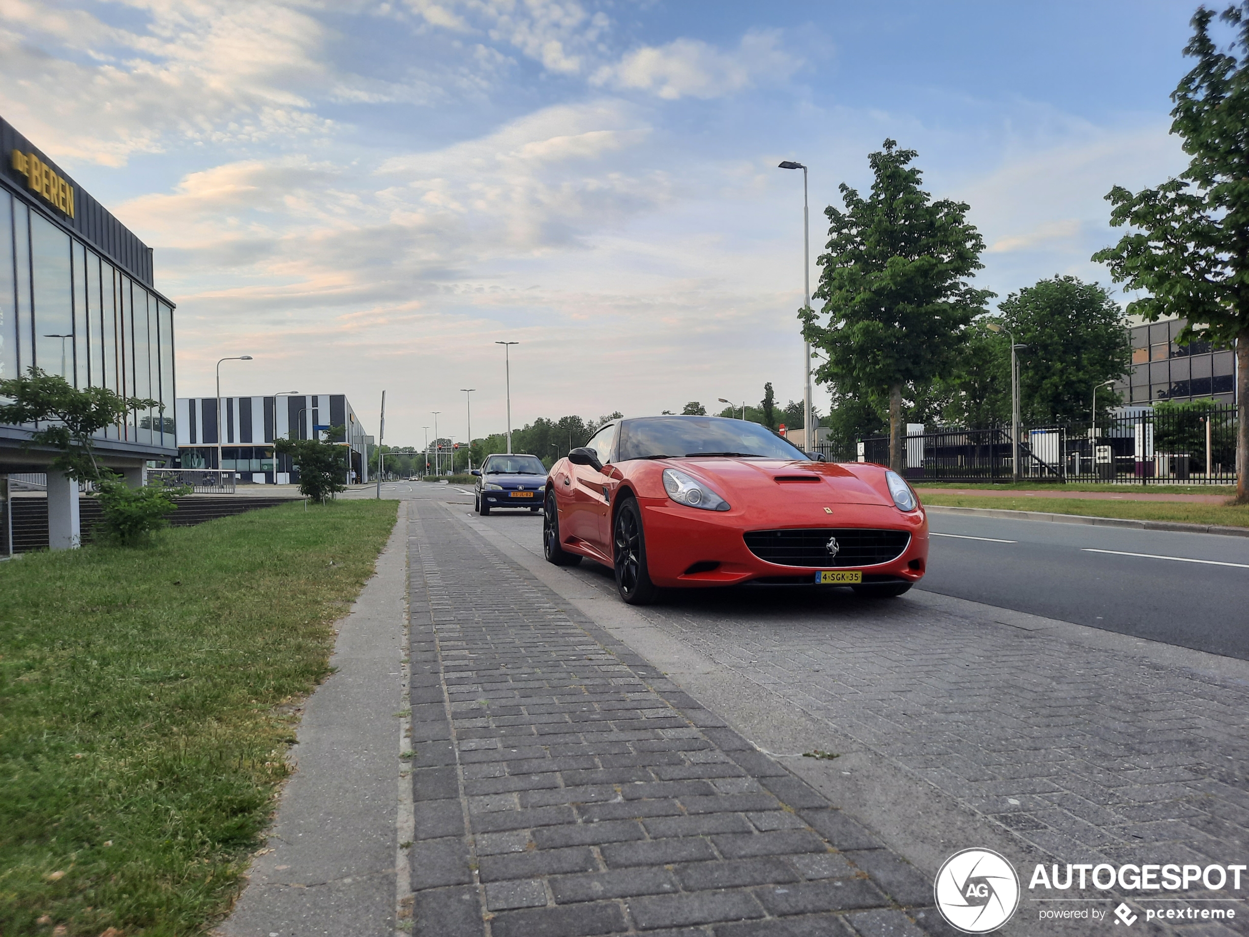 Ferrari California