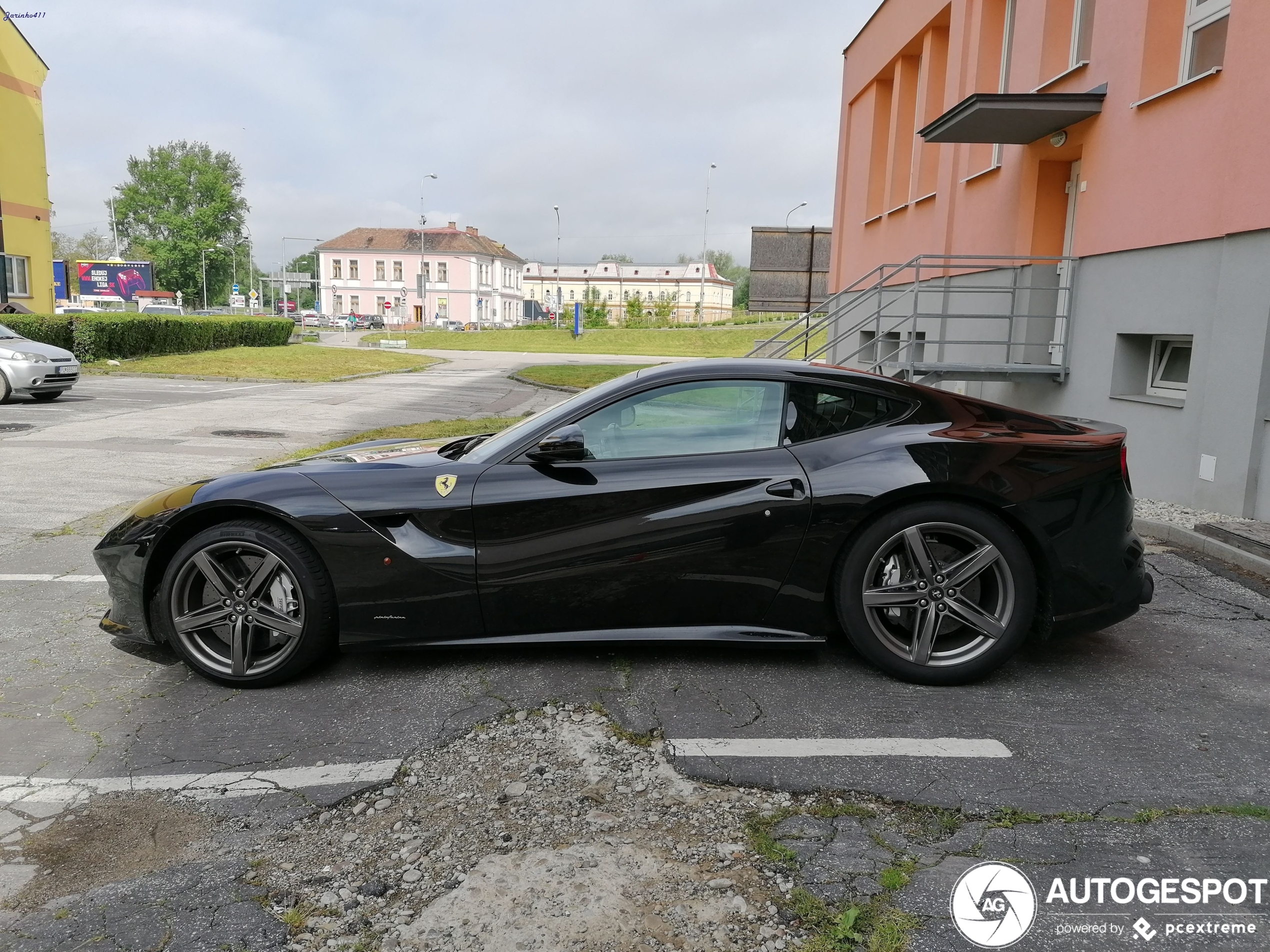 Ferrari F12berlinetta