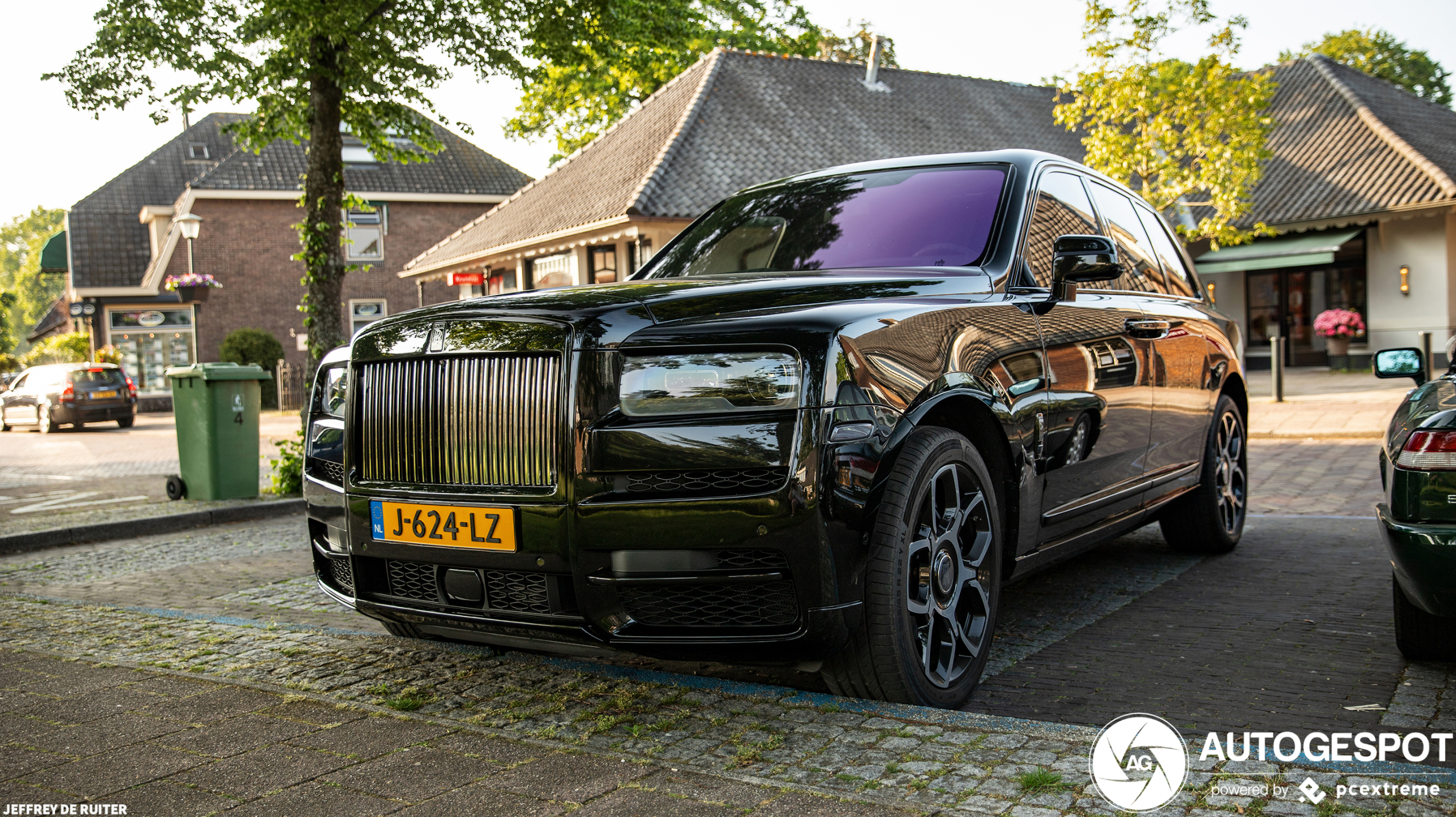 Rolls-Royce Cullinan Black Badge