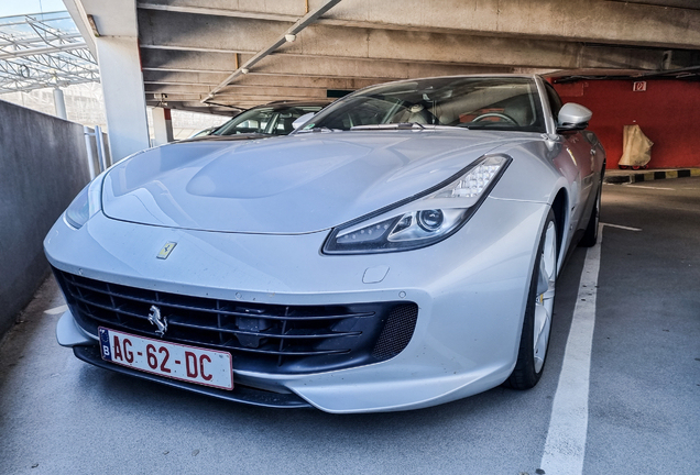 Ferrari GTC4Lusso