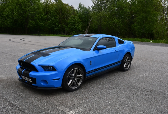 Ford Mustang Shelby GT500 2010