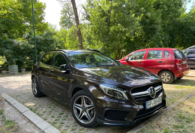 Mercedes-Benz GLA 45 AMG X156