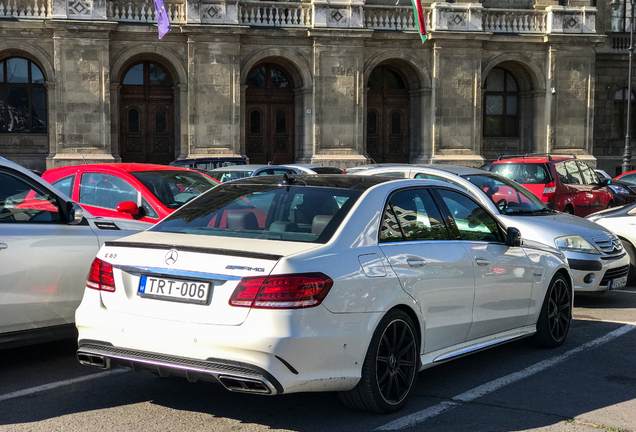 Mercedes-Benz E 63 AMG S W212