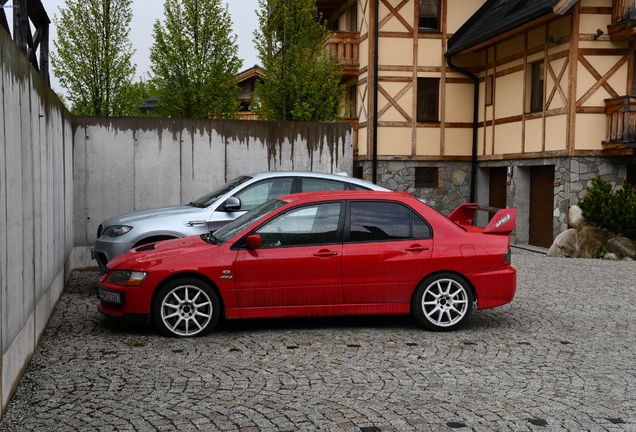 Mitsubishi Lancer Evolution IX